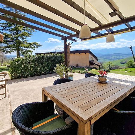 Villa Pilotti Country House Penna San Giovanni Bagian luar foto