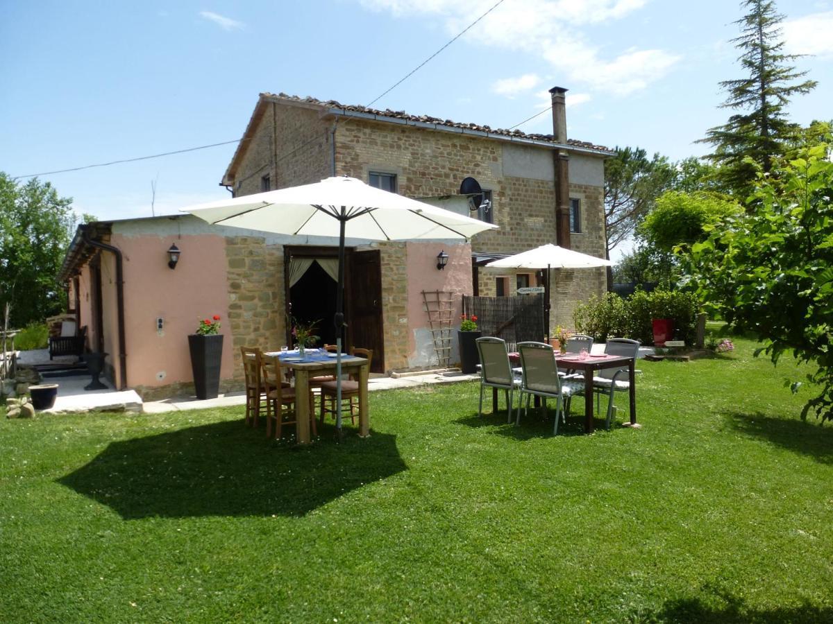 Villa Pilotti Country House Penna San Giovanni Bagian luar foto